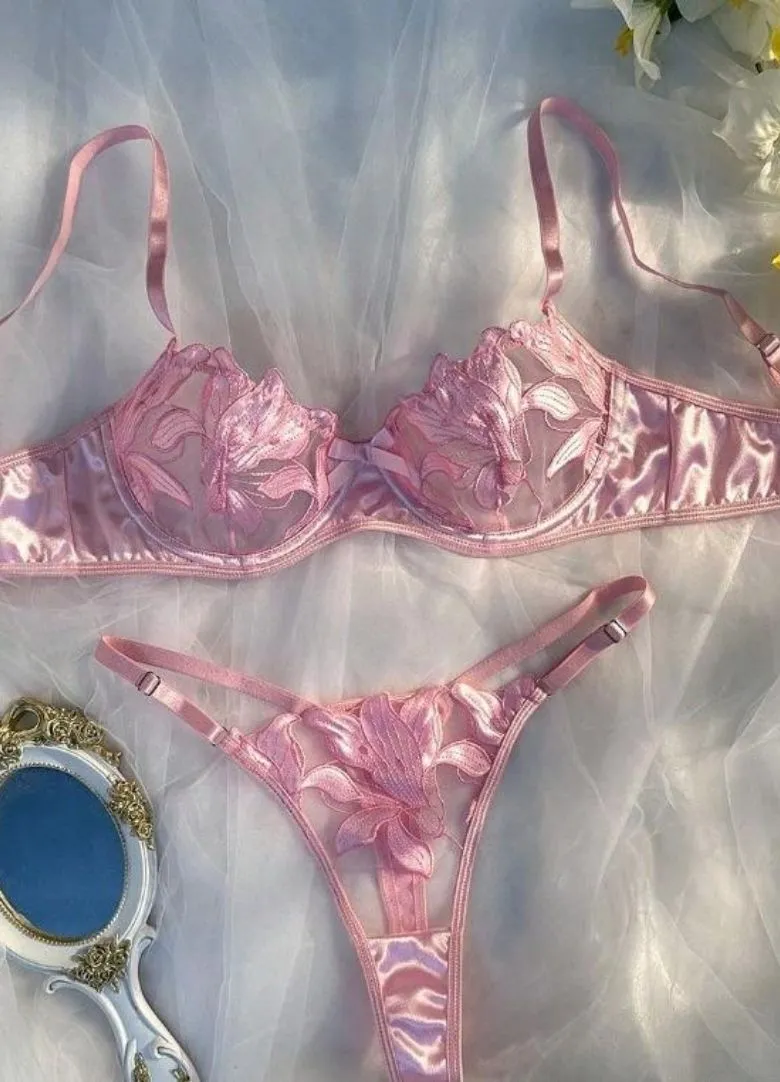 Azalea Aura Lingerie Set