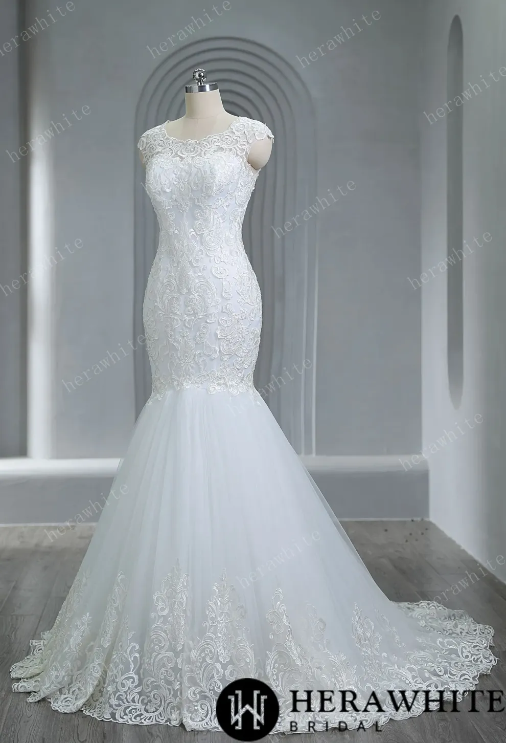 Bateau Neckline Mermaid Lace Wedding Dress