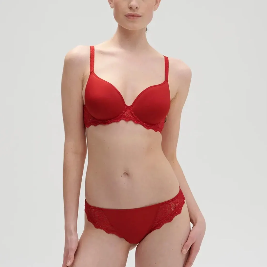 Caresse 3D Spacer Plunge Bra In Rouge Tango - Simone Perele