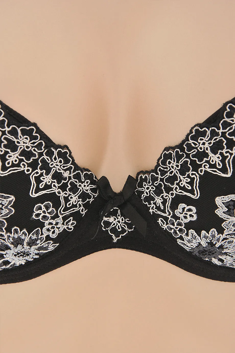 COTTON CLUB FLORAL Embroidered Black Bra