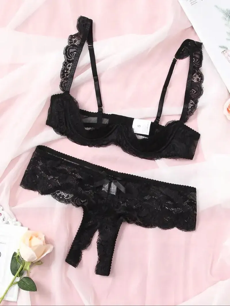 "Floral Lace Lingerie Set - Seductive Bra and Crotchless Thong for Women"