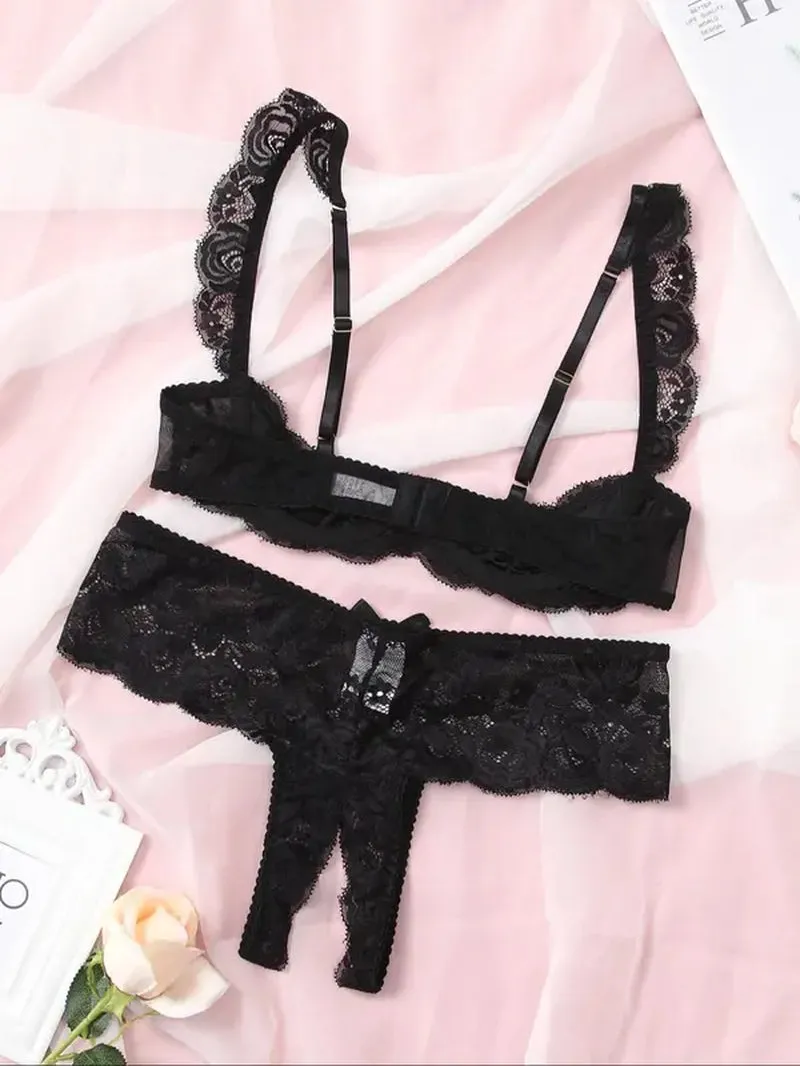 "Floral Lace Lingerie Set - Seductive Bra and Crotchless Thong for Women"