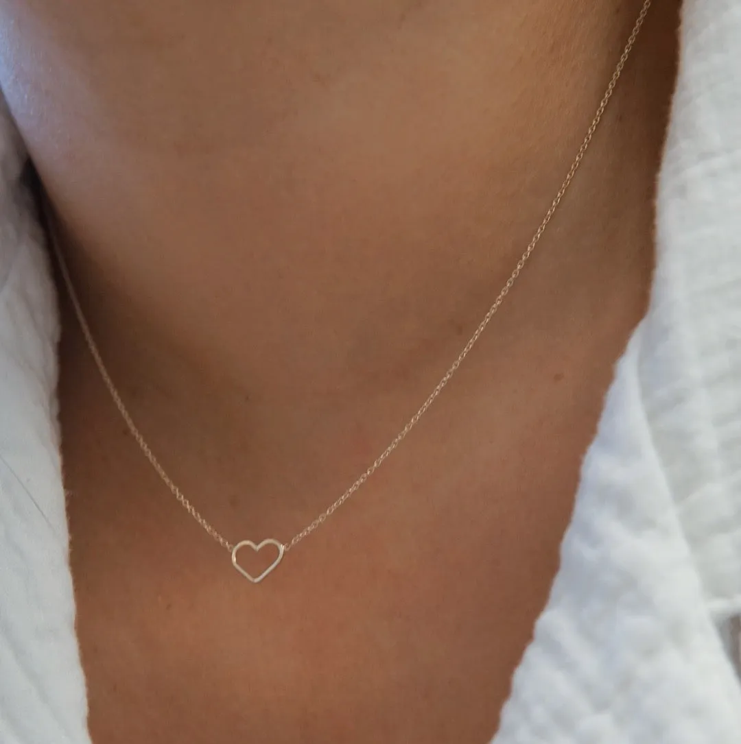 Tiny Heart Pendant Necklace - Solid 14kt