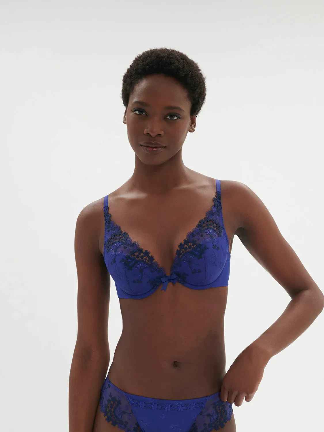 Wish Push Up Bra With Embroidery In Electric Blue - Simone Perele